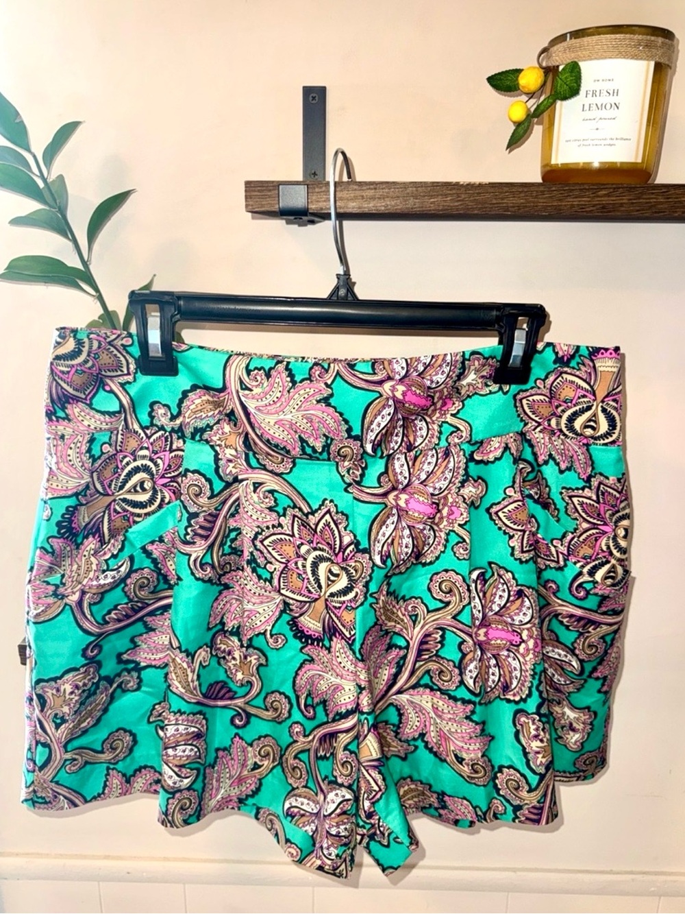 LOFT Teal Paisley Print Shorts Size 8
